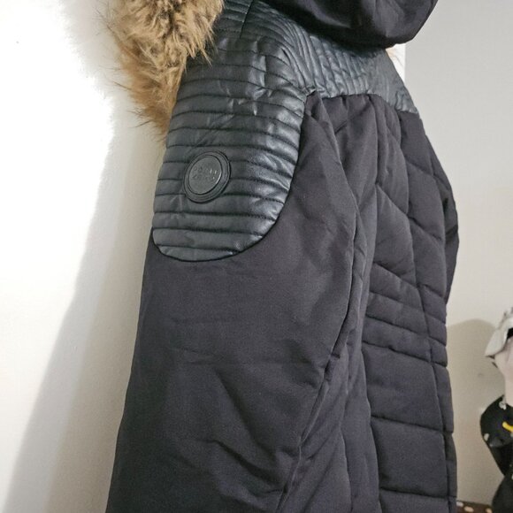 Chamarra Point zero - Picture 5 of 10